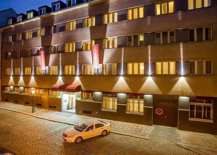 Hotel Cloister 3*