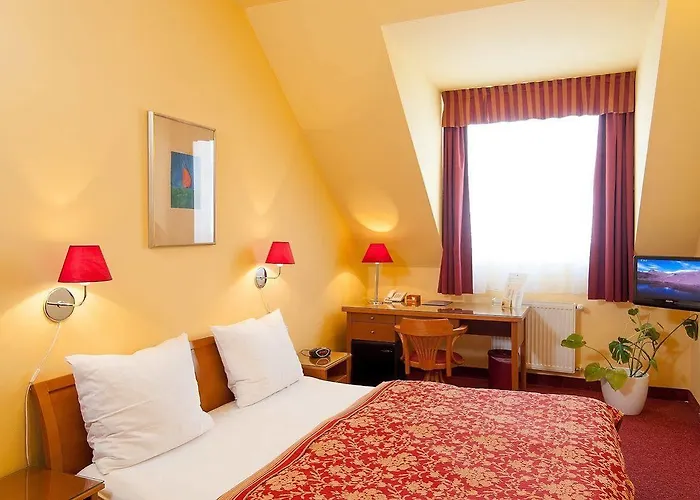 Hotel Cloister