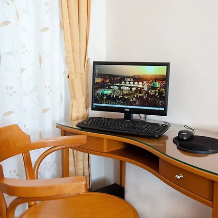 Hotell Cloister 3*
