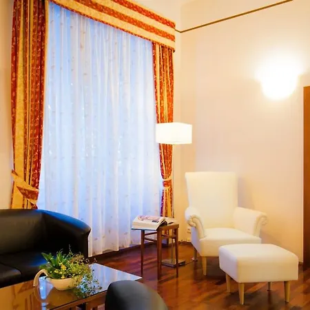 Cloister Hotell 3*