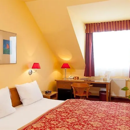 Hotell Cloister 3*