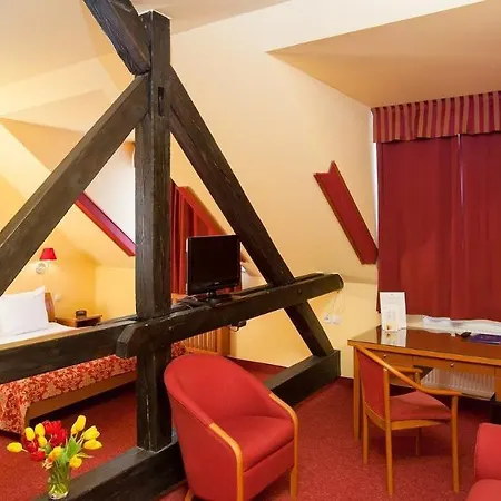 Cloister Hotell