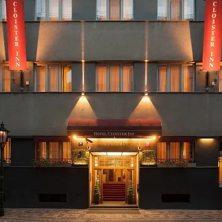 Cloister Hotel 3*