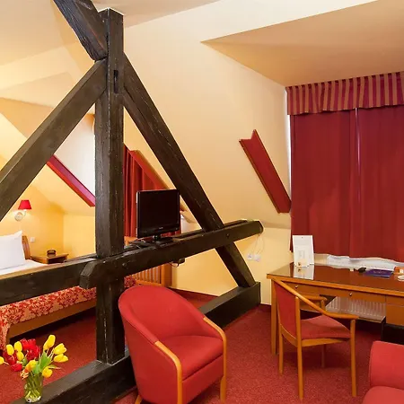 Cloister Hotell 3*