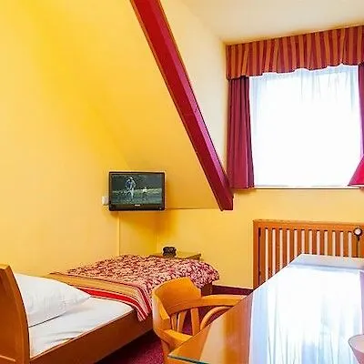 Cloister Hotell Prag