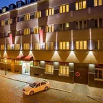 Cloister Hotel 3*