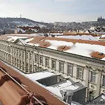 Cloister Otel Prag
